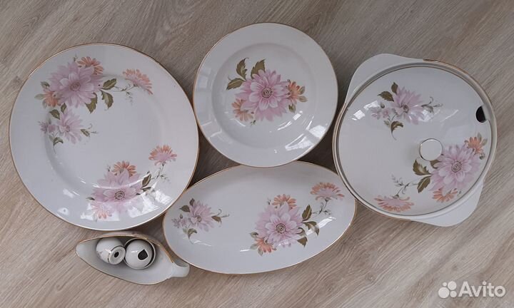 Сервиз столовый советского качества, 13 предметов