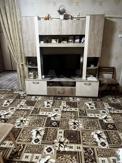 2-к. квартира, 42 м², 1/5 эт.