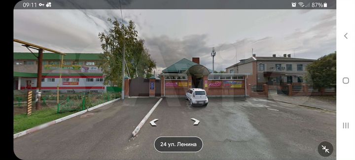 Жилой дом с гостиницей и торговыми помещееиями