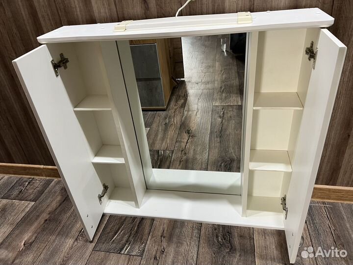 Зеркало шкаф в ванную