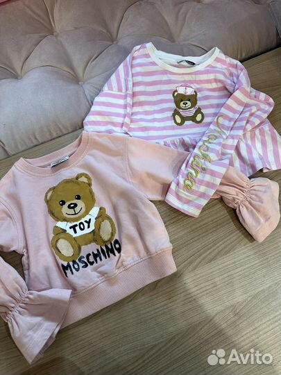 Moschino кофта 116 полоска