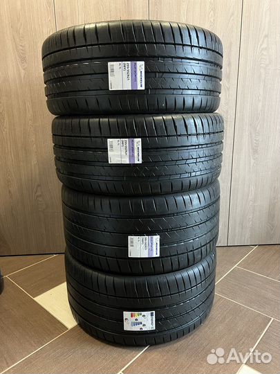 Michelin Pilot Sport 4 S 255/35 R21 и 285/30 R21 100Y