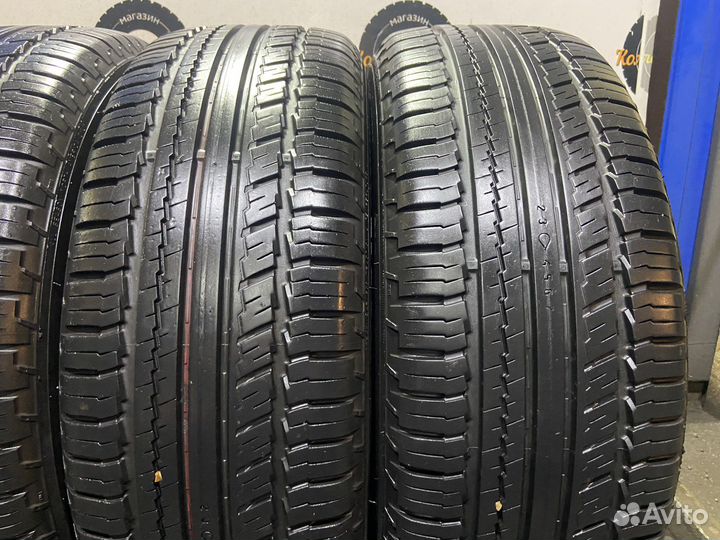 Nokian Tyres Hakka SUV 235/65 R17 108H
