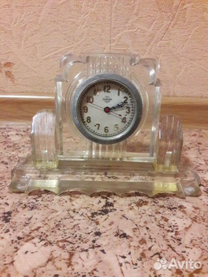 Настольные часы