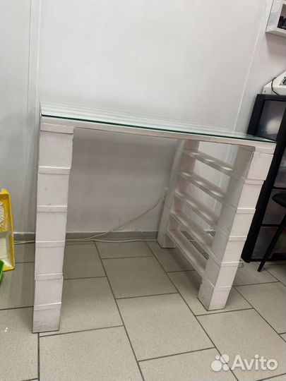 Стол маникюрный кухонный и тд