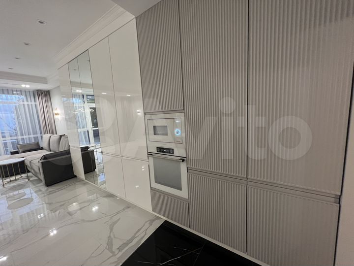 3-к. квартира, 120 м², 1/3 эт.