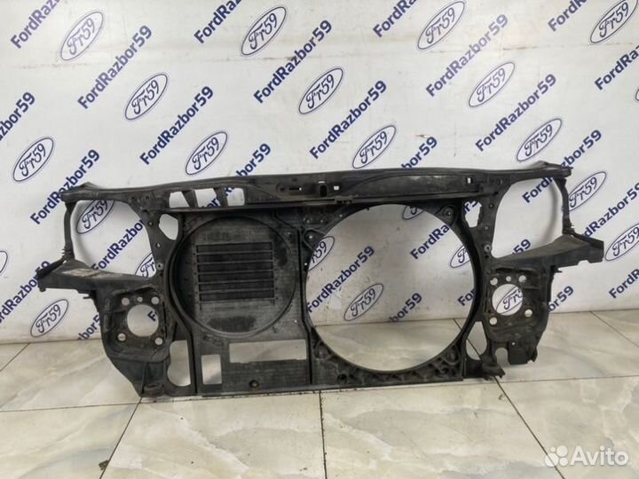 Панель передняя (телевизор) Audi A4 B7 2006