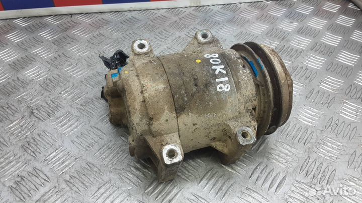Компрессор кондиционера Mitsubishi L200 4 2010