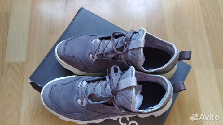 Кроссовки женские Ecco 38 размер