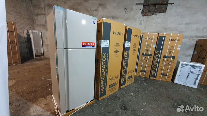 Холодильники Hitachi (В наличии белый)
