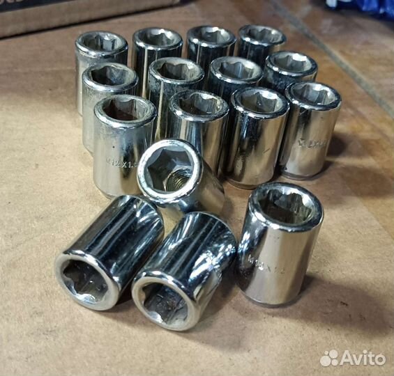 Колёсные болты, гайки