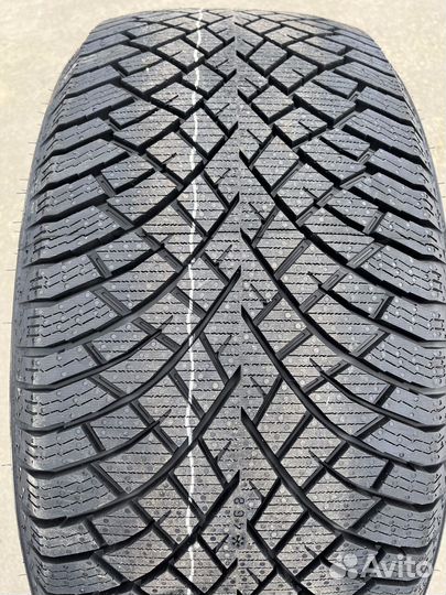 Nokian Tyres Hakkapeliitta R5 SUV 255/50 R20 109R