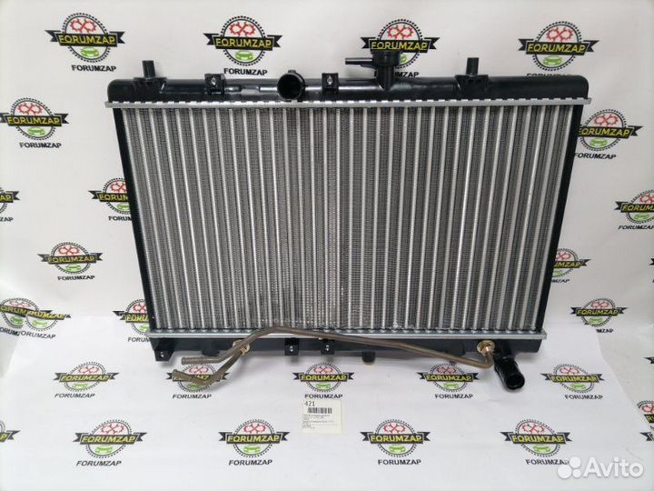 Радиатор охлаждения двигателя Kia Rio 1.3-1.5