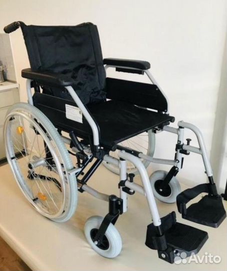 Коляска инвалидная