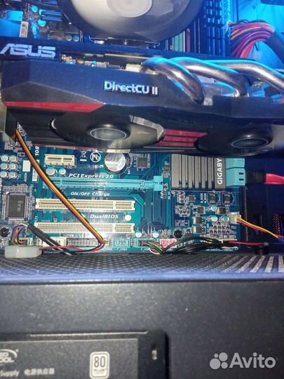 Видеокарта AMD Radeon R9 200 Series 2Gb