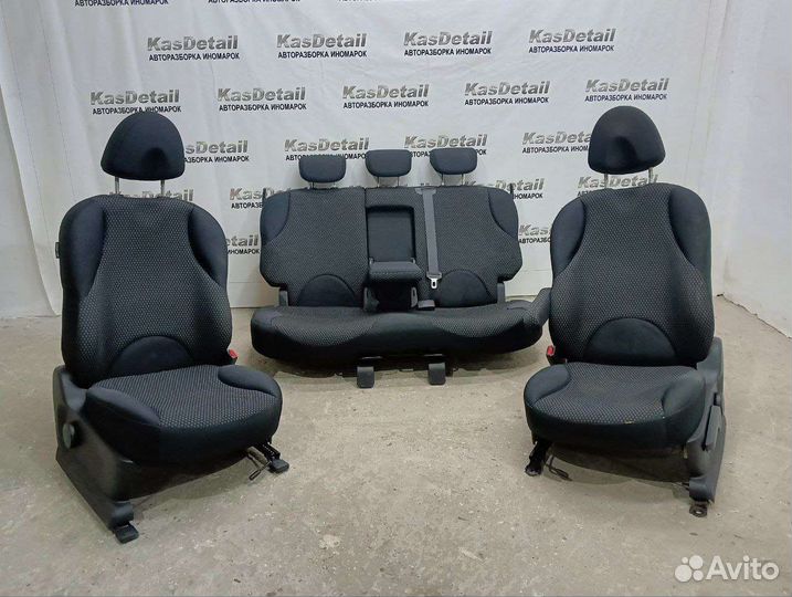 Комплект сидений Nissan Note E11