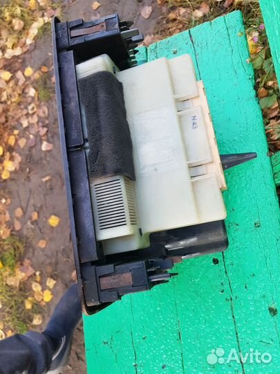 Рамка Volkswagen Passat Б5 1.6-AHL / 99г