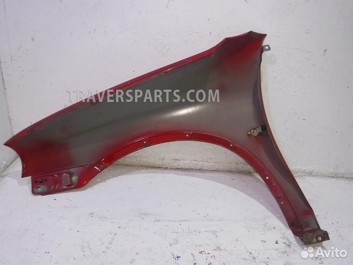 Крыло переднее правое