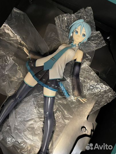 Фигурка аниме Hatsune Miku b-style freeing