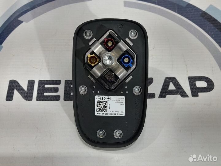 Антенна плавник на крышу Volkswagen Skoda