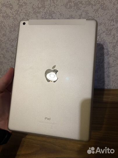 iPad 5 32gb+Simka.На Акаунте.Акб 100