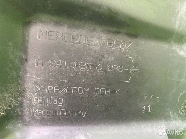 Крышка фильтра салона mercedes-benz actros MP II