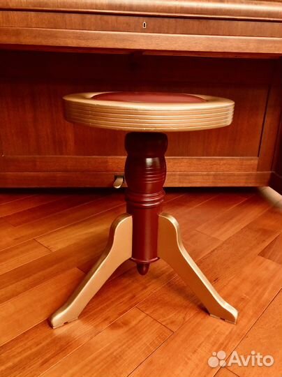 Стул /банкетка / для. пианино. Антиквариат