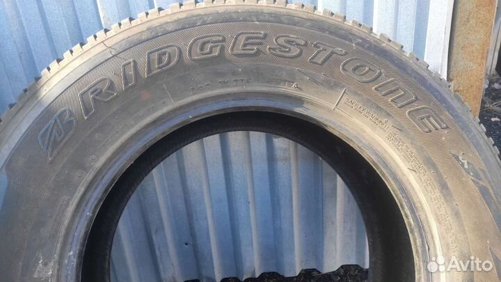 Bridgestone Dueler A/T 265/65 R17