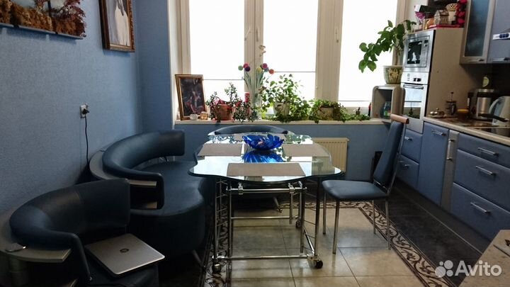 Стол обеденный стеклянный