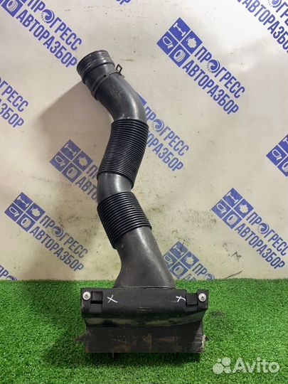 Патрубок воздушного фильтра Volkswagen Polo седан