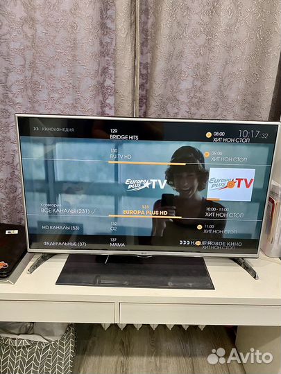 Телевизор smart tv 42 LG с 3D