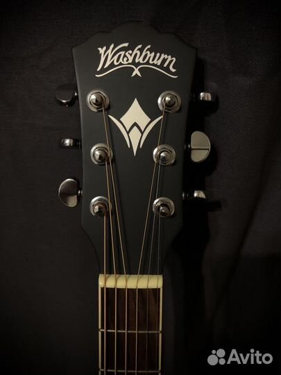 Акустическая гитара washburn