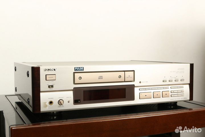 CD проигрыватель Sony CDP-X555ES