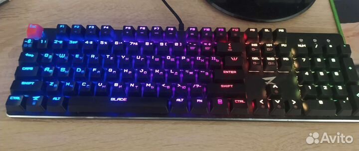 Игровая механическая клавиатура