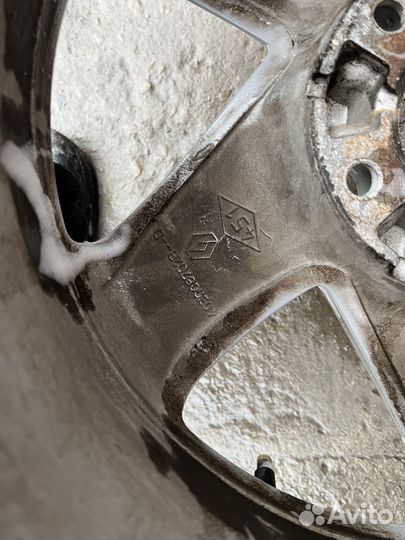 Диски Renault R16 5/114.3 Оригинал
