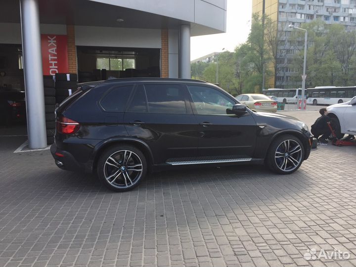 Разноширокие колеса R20 на BMW X5 F15 X6 F16 612*