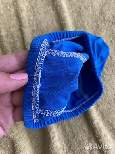 Шапочка для плавания в бассейне