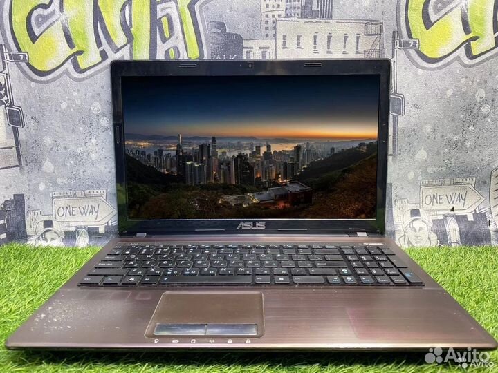 Ноутбук Asus X53S i5/4GB/GT540M/HDD500