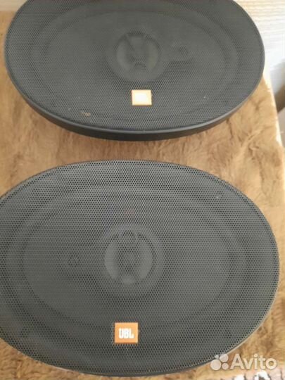 Колонка jbl