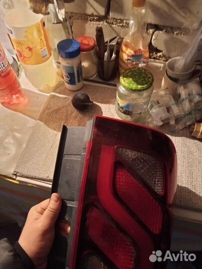 Задний фонарь Рено