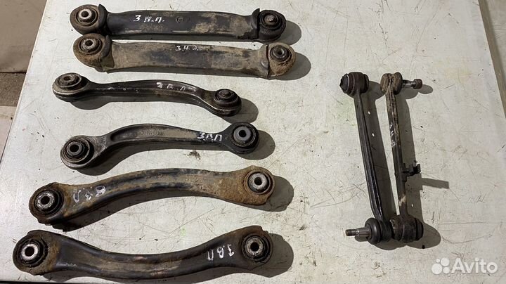 Подвеска заднего подрамника Mercedes Benz W210