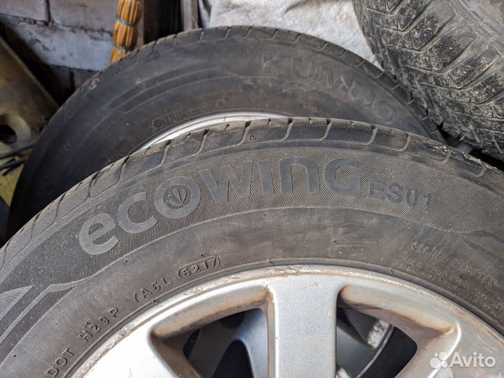 R15 Kumho Ecowing ES01 KH27 195/65, PCD 5x112 DIA 57.1
