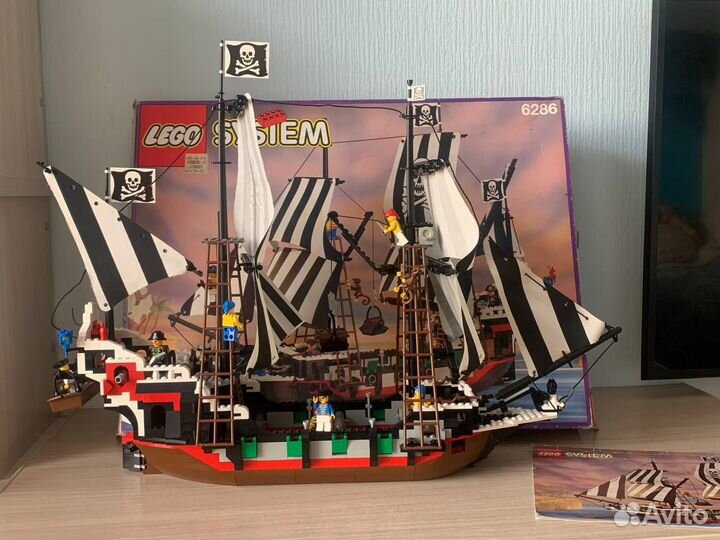 Lego Pirates 6286 - Skull's Eye Schooner