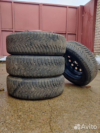 Kumho WinterCraft Ice WI31 185/65 R15