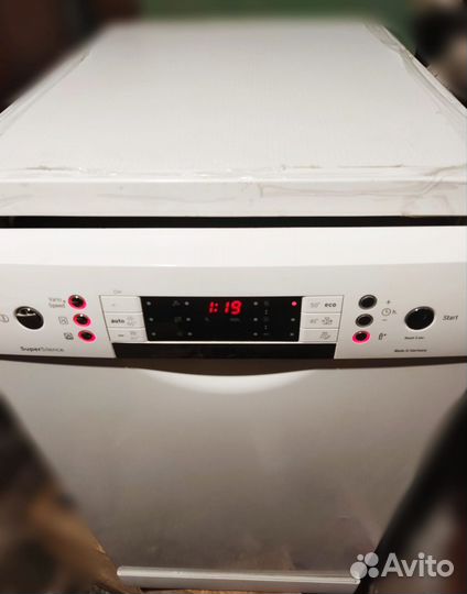 Посудомой/Bosch/sps69t72ru/гарантия/3корзины