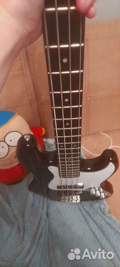 Бас-гитара (4 струны)