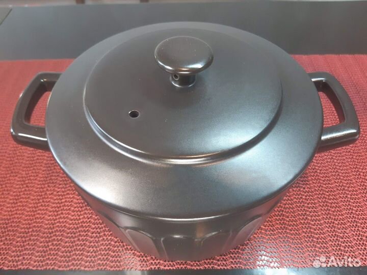 Кастрюли жаропрочные 1,9 л