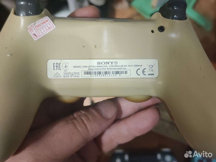 Джойстик Sony PS4