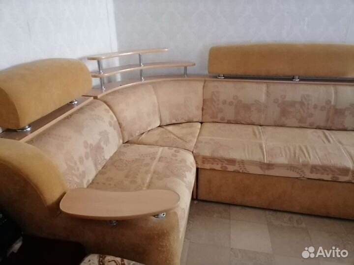 Угловой диван