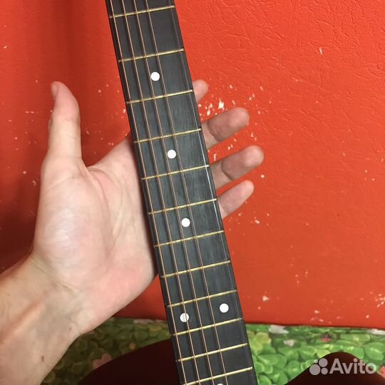 Гитара черная кастомная